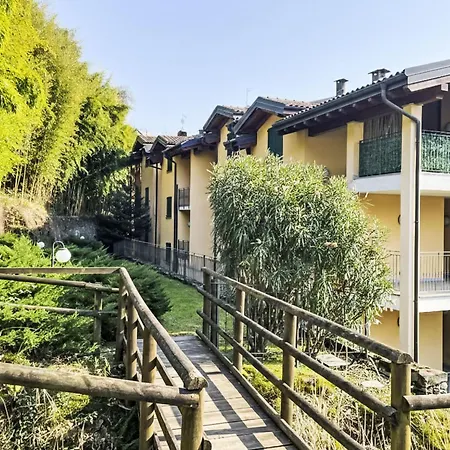 View Penthouse By Interhome Apartamento Dervio