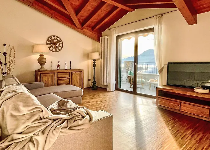 View Penthouse By Interhome Dervio